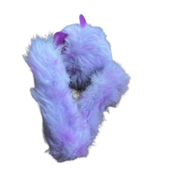 Pomsies Kitty Persian Exotic Cat Wearable Plush Stuffed Animal Purple 13” - Picture 2 of 5